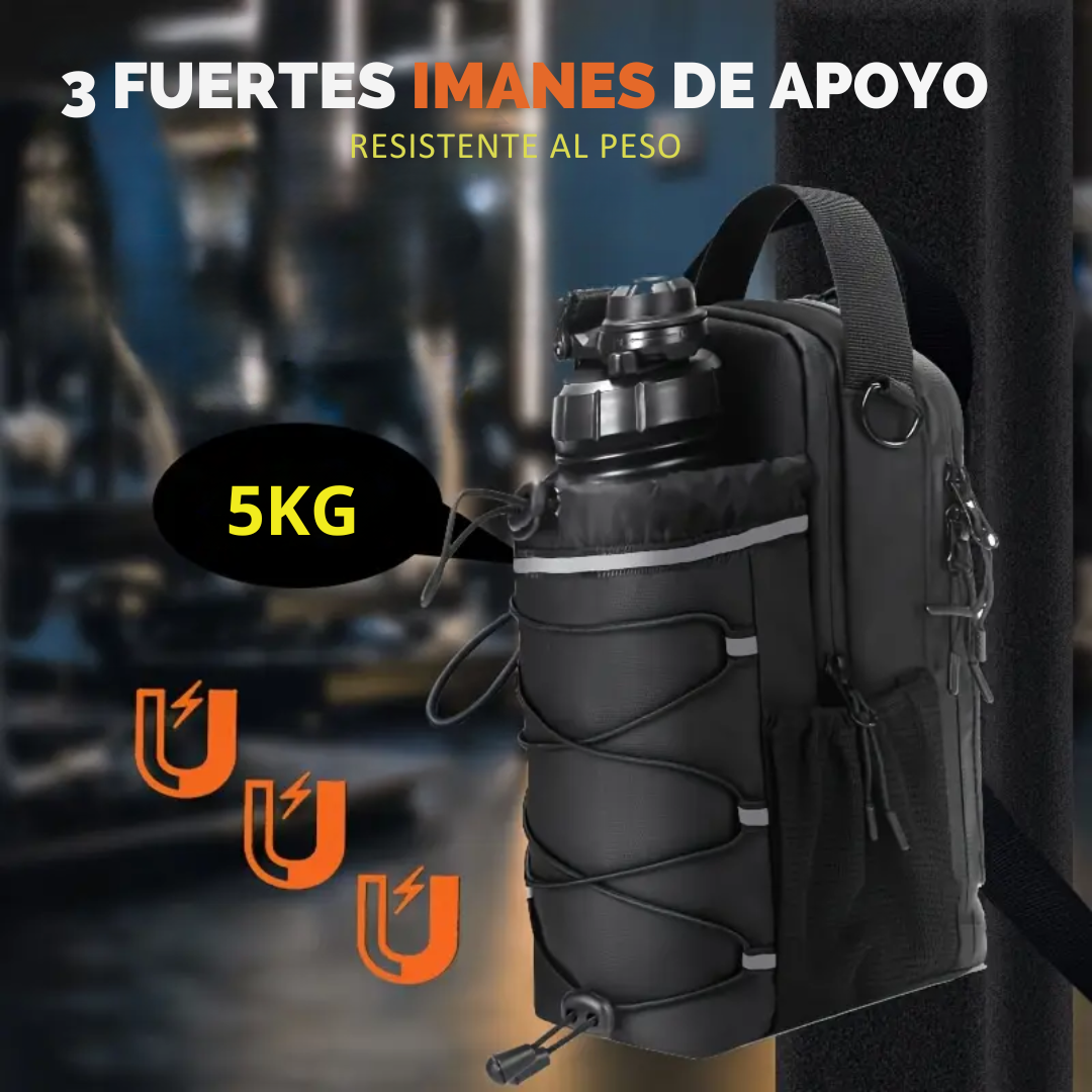Esta compacta bolsa de gimnasio cuenta con tres imanes magnéticos de alta calidad que mantienen tus objetos esenciales seguros y fácilmente accesibles. 